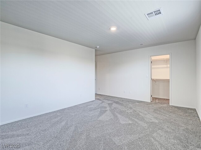 Building Photo - 9364 Serene Hbr St