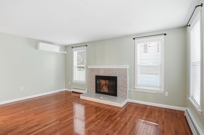 Building Photo - 42 Catalpa Cir