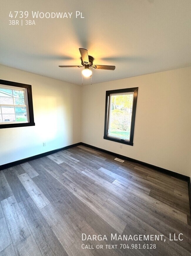 Building Photo - 4739 Woodway Pl