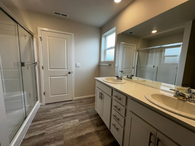 Building Photo - 3294 Southeast 35th Street