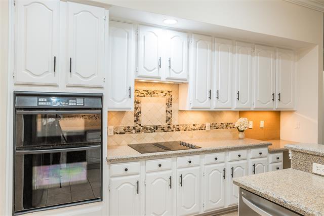 Building Photo - 2814 Waterford Dr