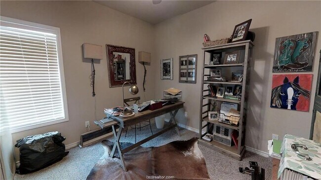 Building Photo - 4020 Golden Eagle Dr