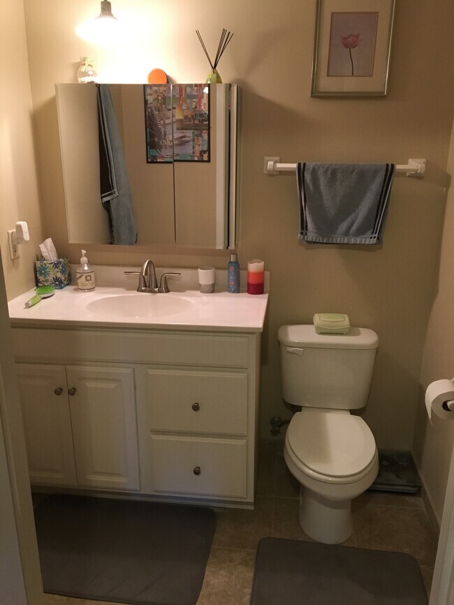 Building Photo - 12000 W Bluemound Rd