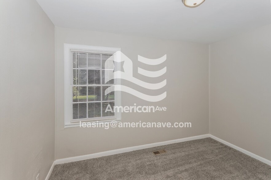 Building Photo - 609 McArthur Blvd