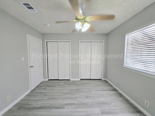 Building Photo - 5507 Roanwood