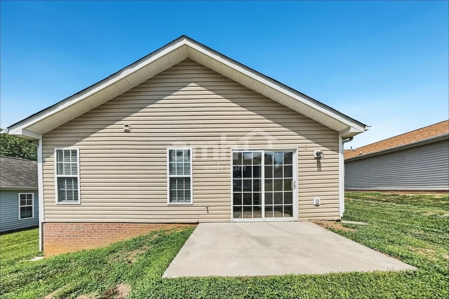 Building Photo - 115 Bristol View Cir