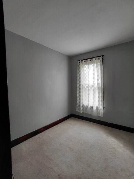 Bedroom - 1 Euclid Ave