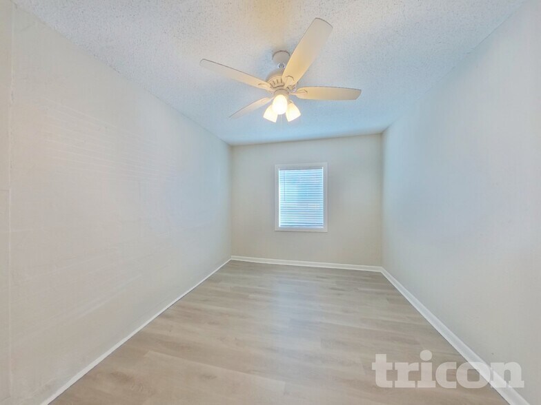 Building Photo - 1921 Cutty Bay Ct