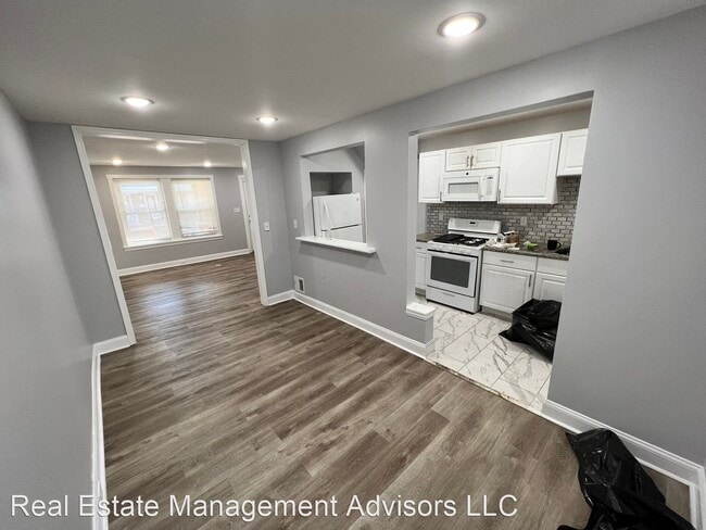 Building Photo - 3 br, 1 bath House - 2639 S Felton Street