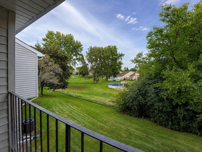 Building Photo - 116 Gant Cir