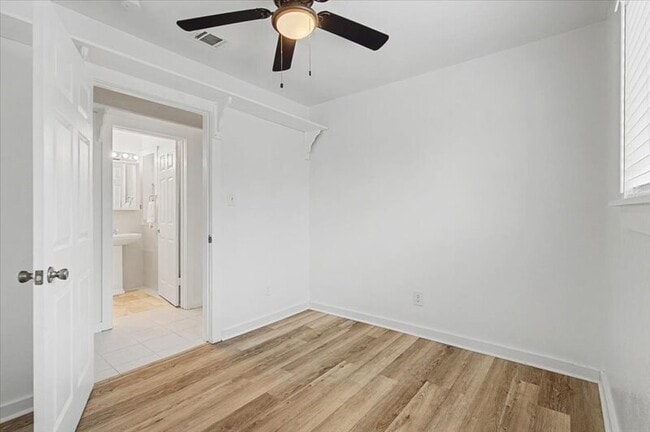 Building Photo - 817 Sirocco Dr