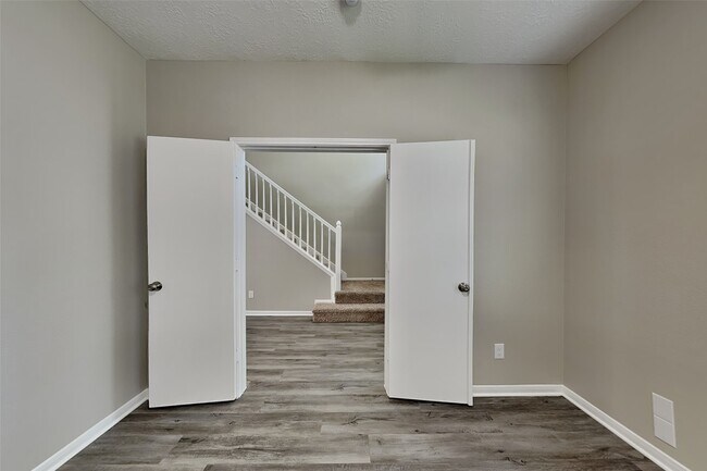 Building Photo - 1610 Blossom Creek Ct