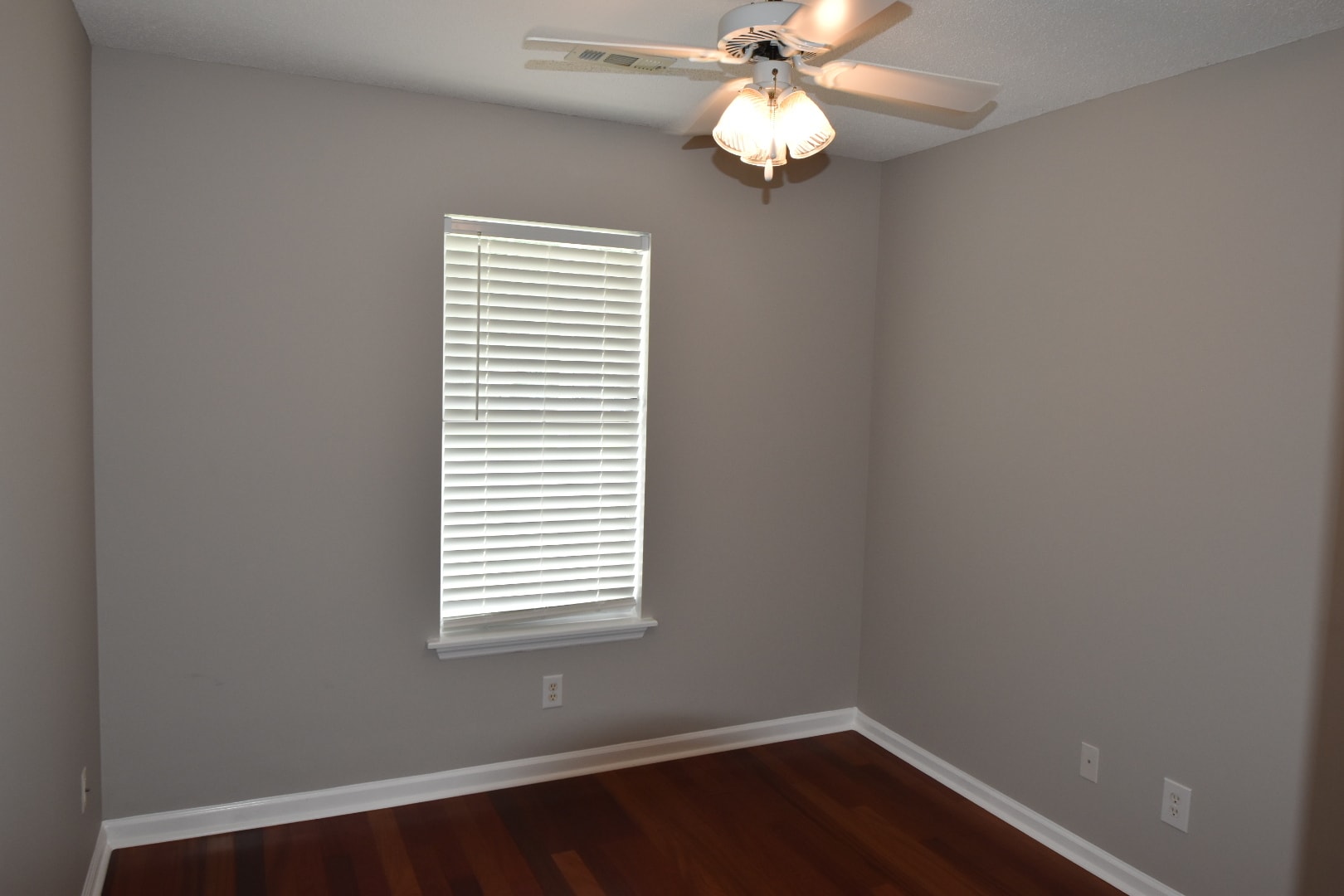 Building Photo - 4824 Weybridge Ln