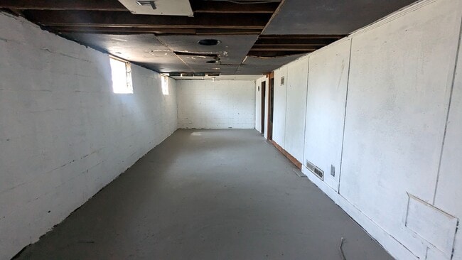 Building Photo - 1784 Hoyt St
