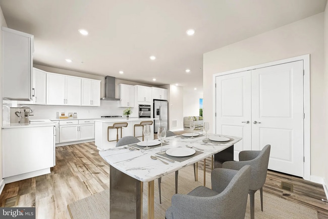 Building Photo - 11 Atkins Dr