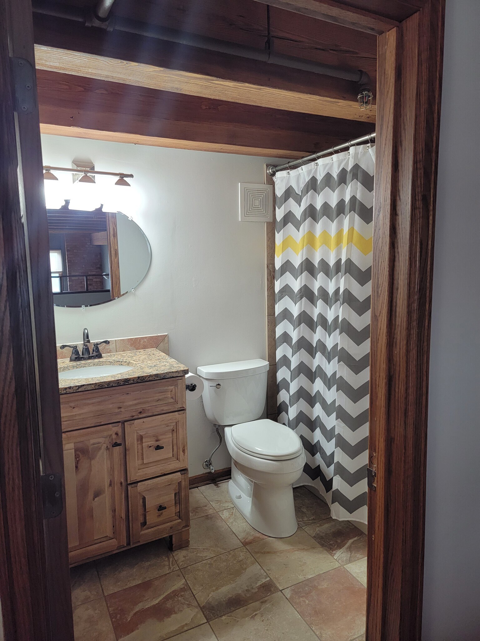 Building Photo - 1545 Arboretum Dr