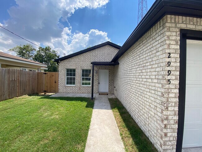 Front of house - 2995 Pecos St