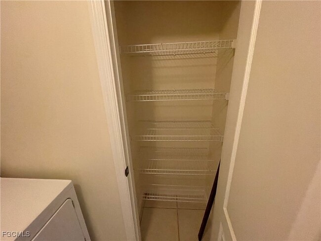 Building Photo - 2639 NW 24th Pl