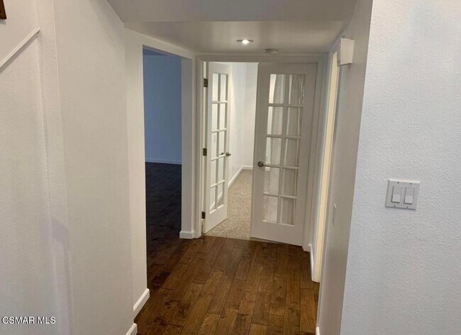 Building Photo - 924 Thistlegate Rd