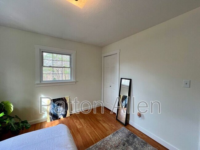 Building Photo - 30 Stevens Hill Rd