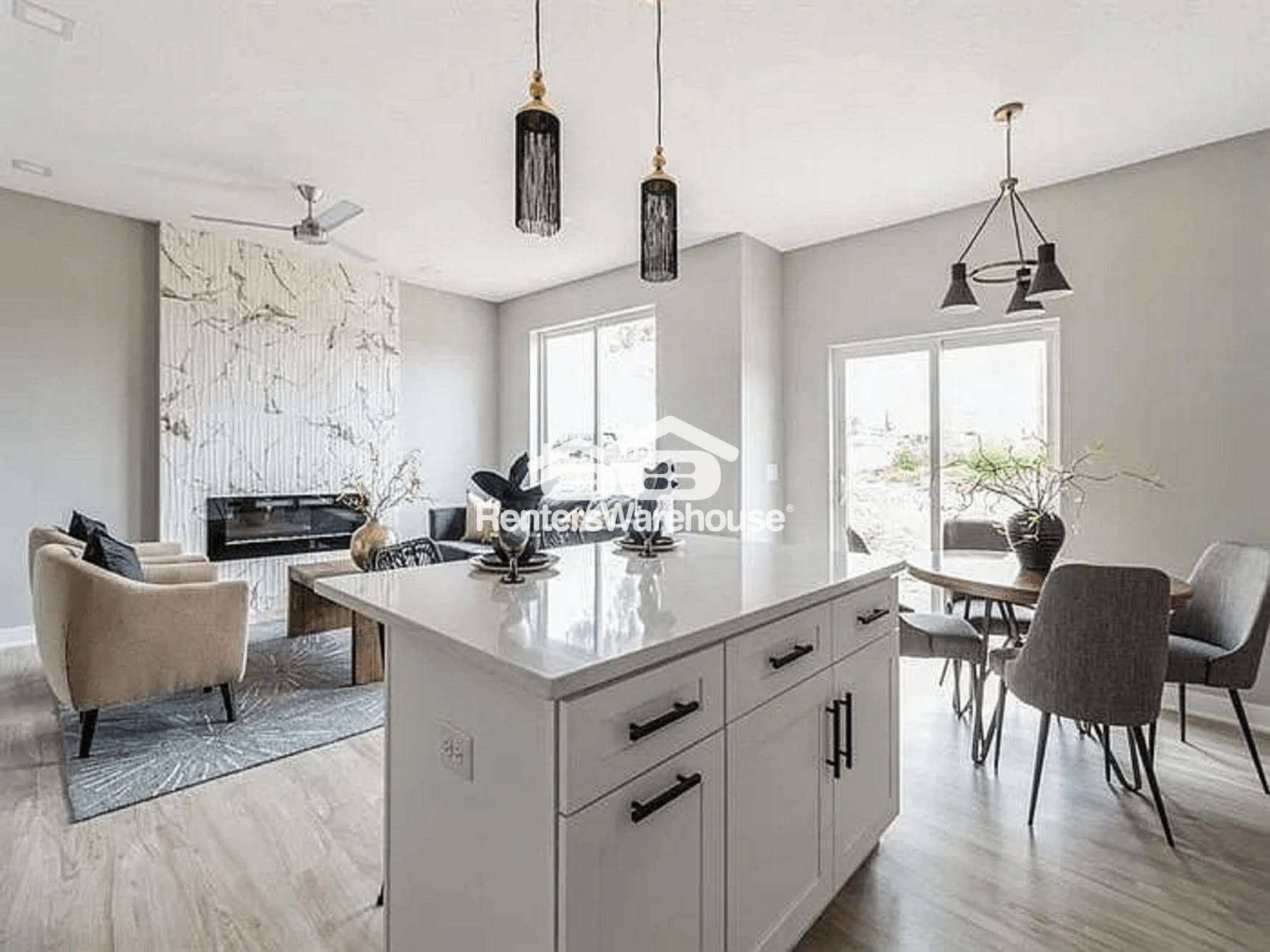 Building Photo - 15588 Rocklyn Pl