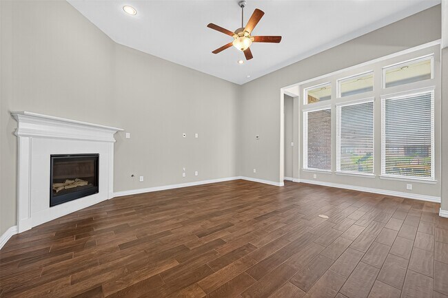 Building Photo - 24118 Cannon Anello Ct