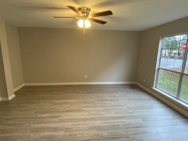 Building Photo - FrazierSt423