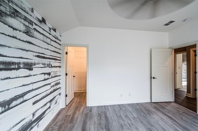 Building Photo - 535 Cumberland Pointe Ln