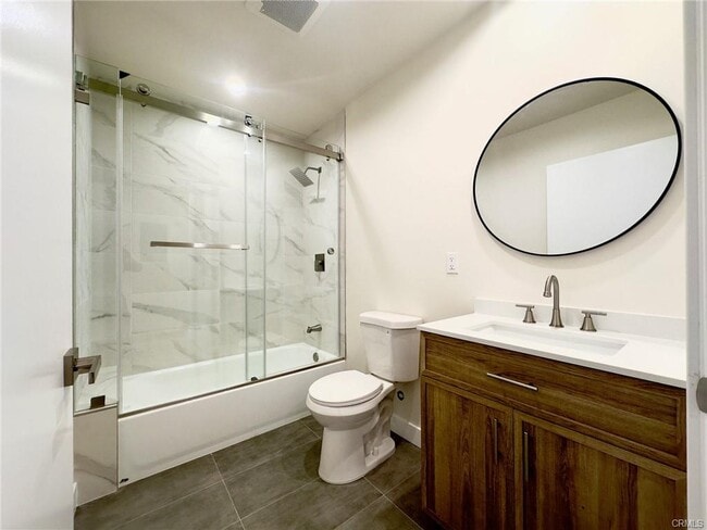 Building Photo - 15950 Cohasset St