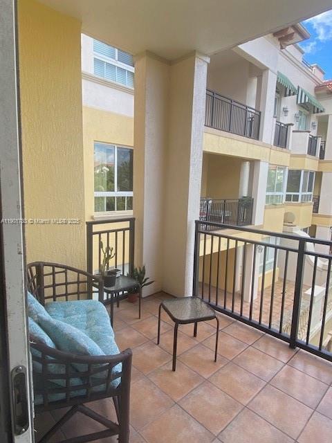 Building Photo - 16102 Emerald Estates Dr