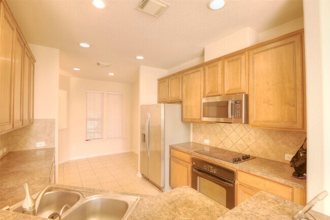 Building Photo - 1139 Glenwood Canyon Ln