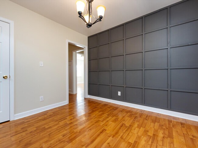 Building Photo - 1324 Bethel Rd