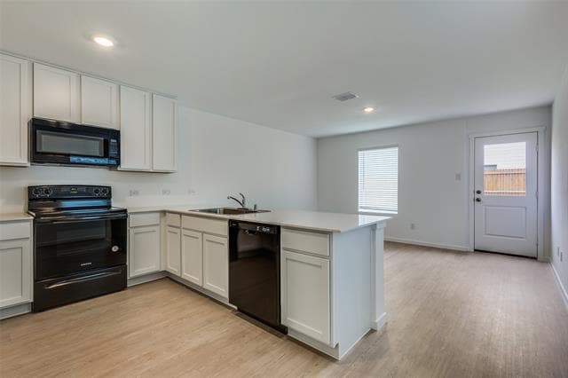 Building Photo - 926 Sandhill Crane Ln