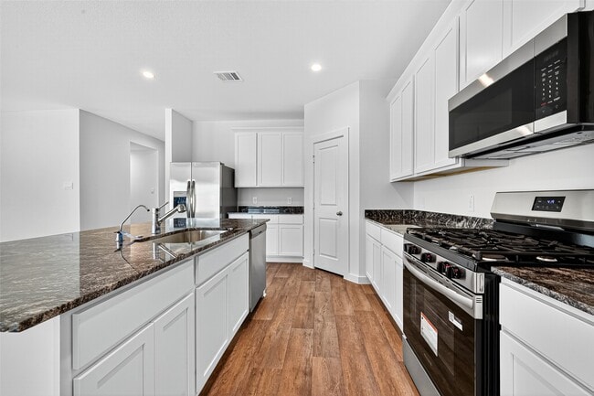 Building Photo - 4215 Russet Elm Ln