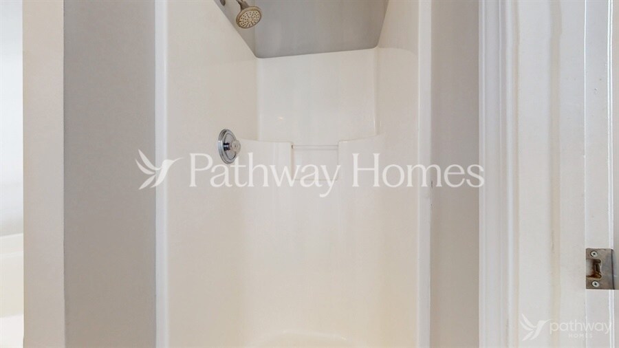 Building Photo - 10891 Knotty Pine Pl