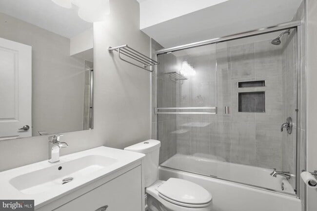 Building Photo - 1644 N 2nd St