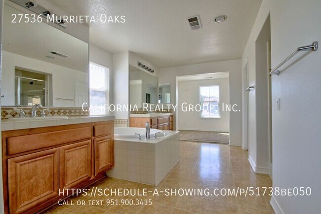 Building Photo - 27536 Murrieta Oaks Ave