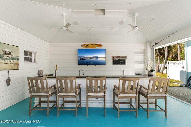 Building Photo - 133 Windemere Pl