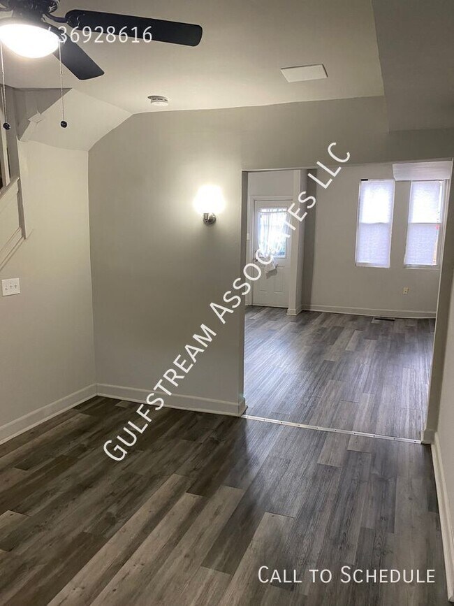 Building Photo - 5321 Denmore Ave