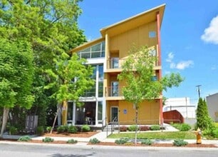 Building Photo - 817 E Nora Ave