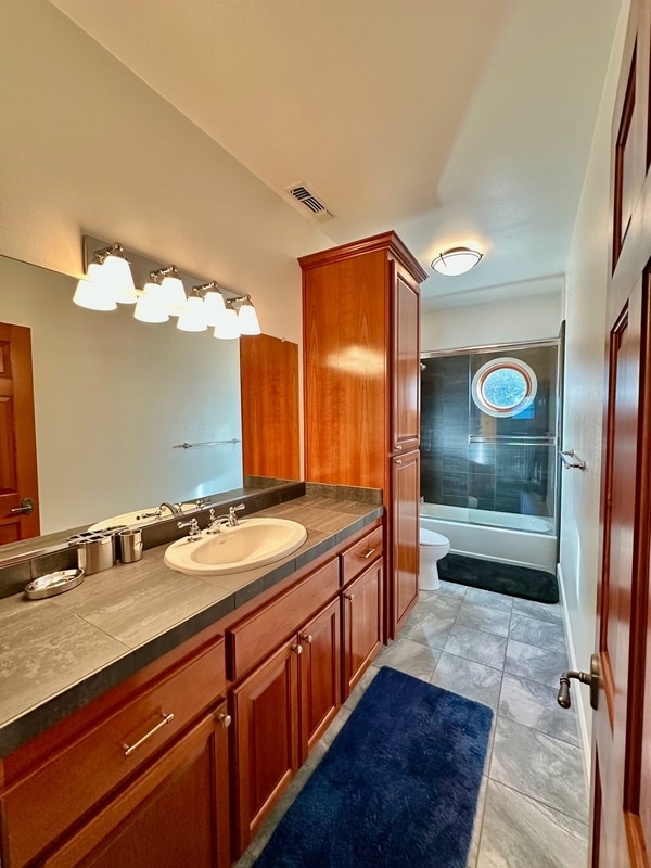 Building Photo - 10978 Squirrel Creek Rd