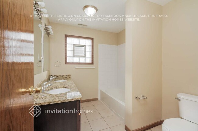 Building Photo - 1102 Lathrop Ave