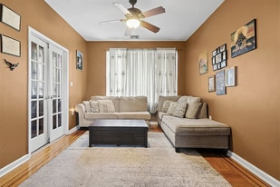 Building Photo - 1761 E 16th St