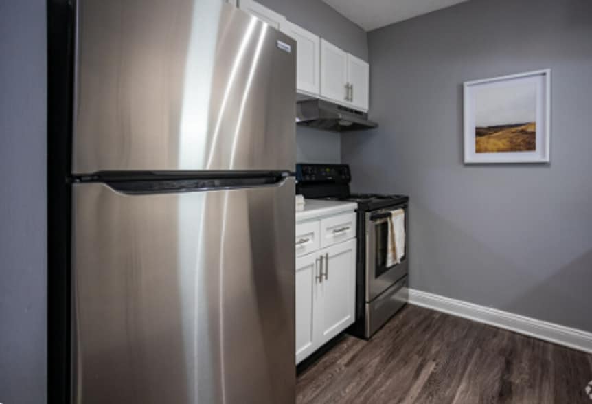 Building Photo - The District