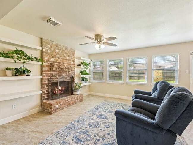 Building Photo - 15414 Lanswick Dr