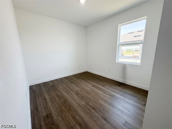 Building Photo - 9011 Penny Cir