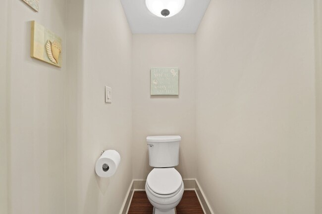 Building Photo - 334 Broad St