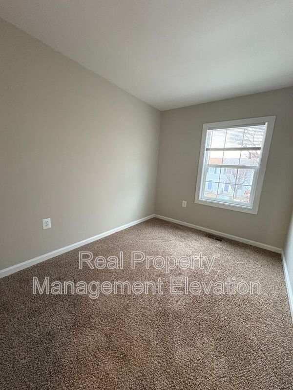 Building Photo - 213 Kimberly Way