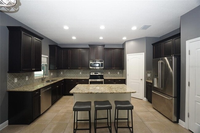 Building Photo - 7303 S Shamrock Rd