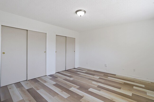 Building Photo - 1305 Sylvan Meadows Dr